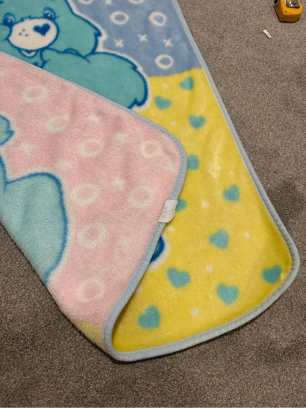 🐻💙VTG Care Bears Bedtime Bear Pink Yellow & Blue Print Plush Baby Throw Blanket